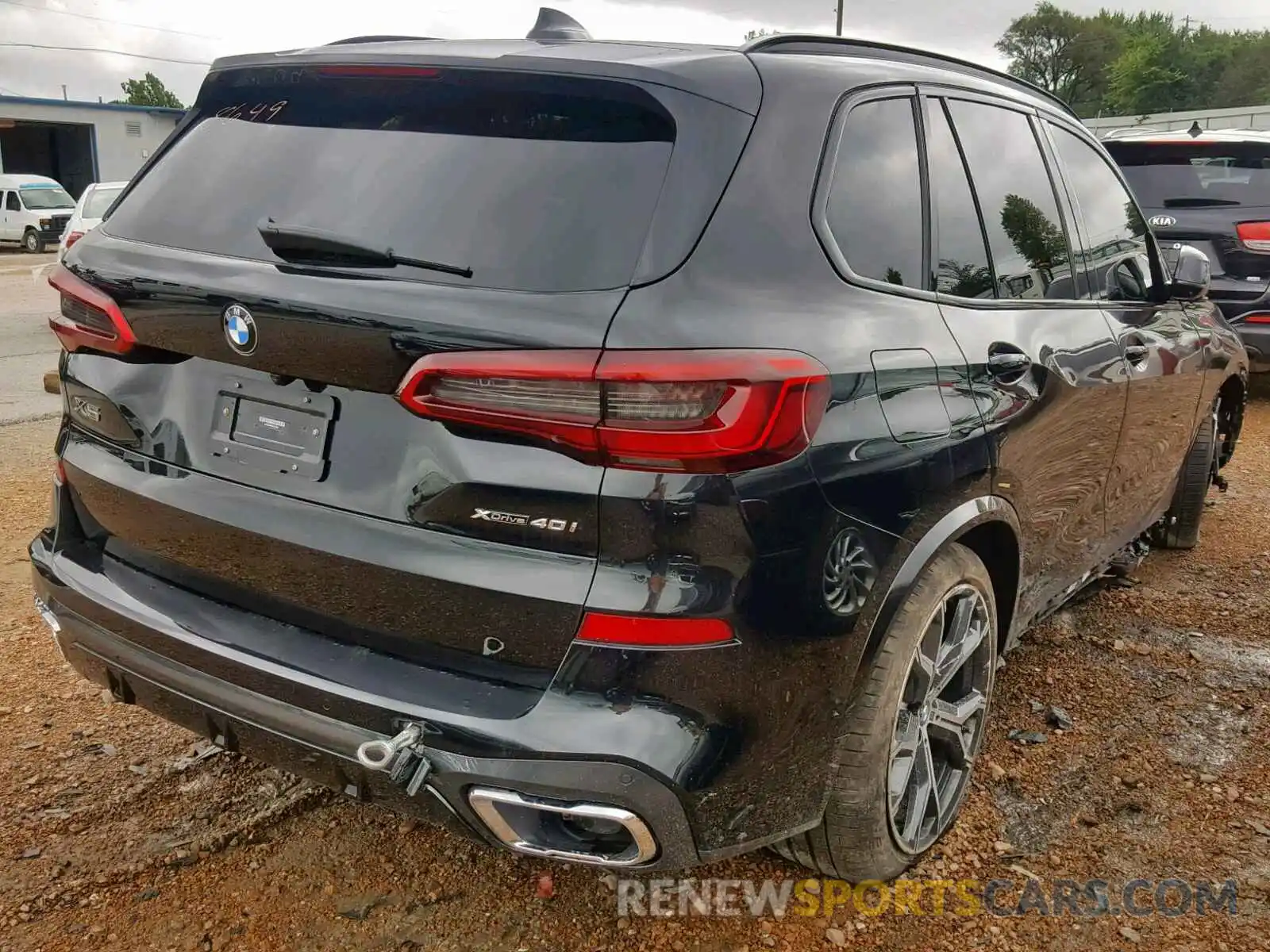 4 Photograph of a damaged car 5UXCR6C53KLL10284 BMW X5 XDRIVE4 2019