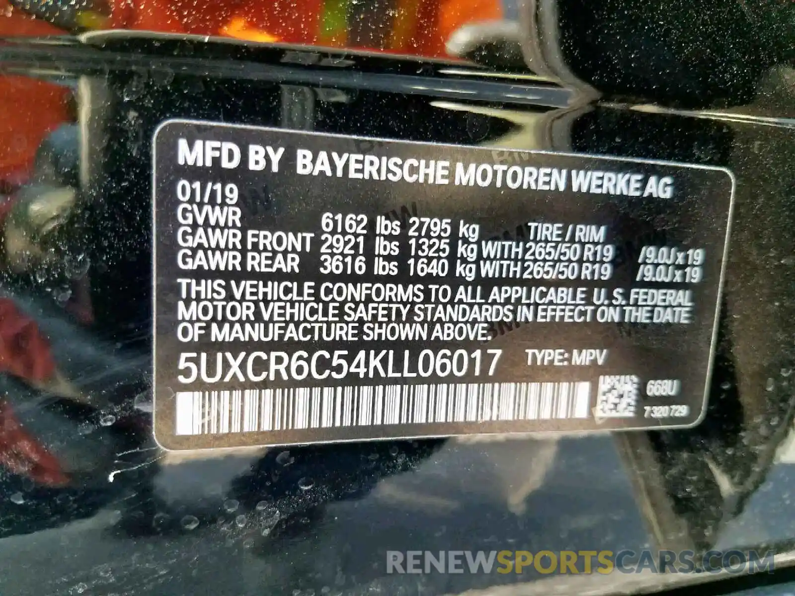 10 Photograph of a damaged car 5UXCR6C54KLL06017 BMW X5 XDRIVE4 2019