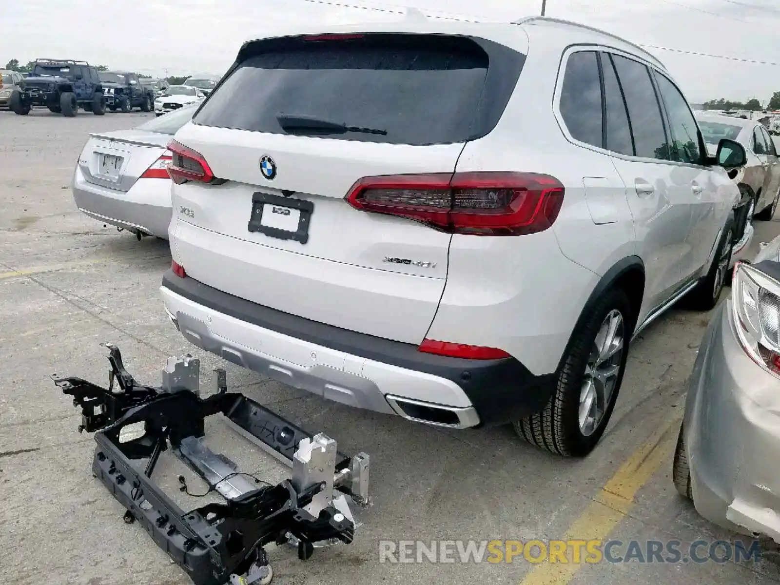 4 Photograph of a damaged car 5UXCR6C54KLL26431 BMW X5 XDRIVE4 2019