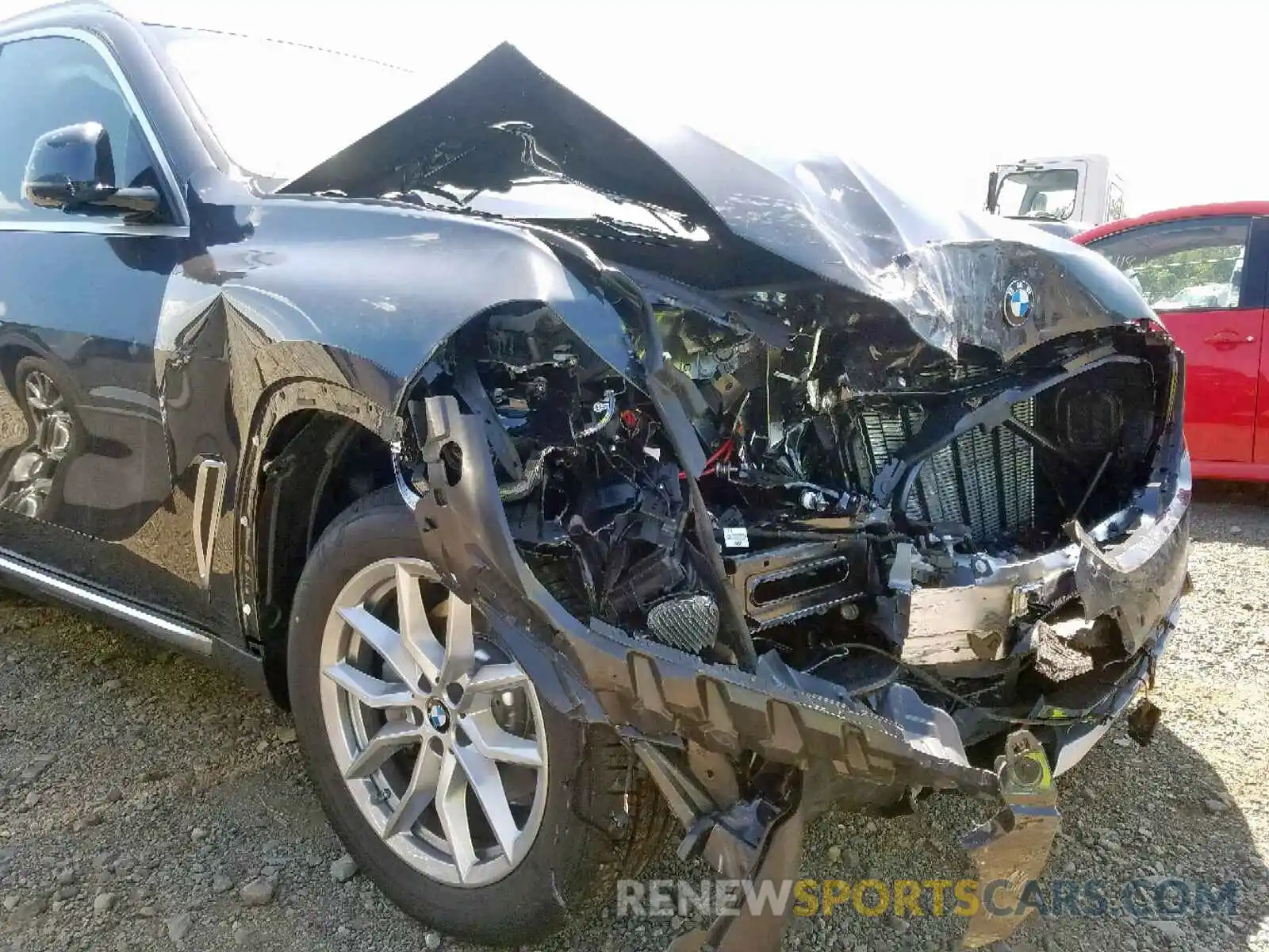 9 Photograph of a damaged car 5UXCR6C56KLL63108 BMW X5 XDRIVE4 2019