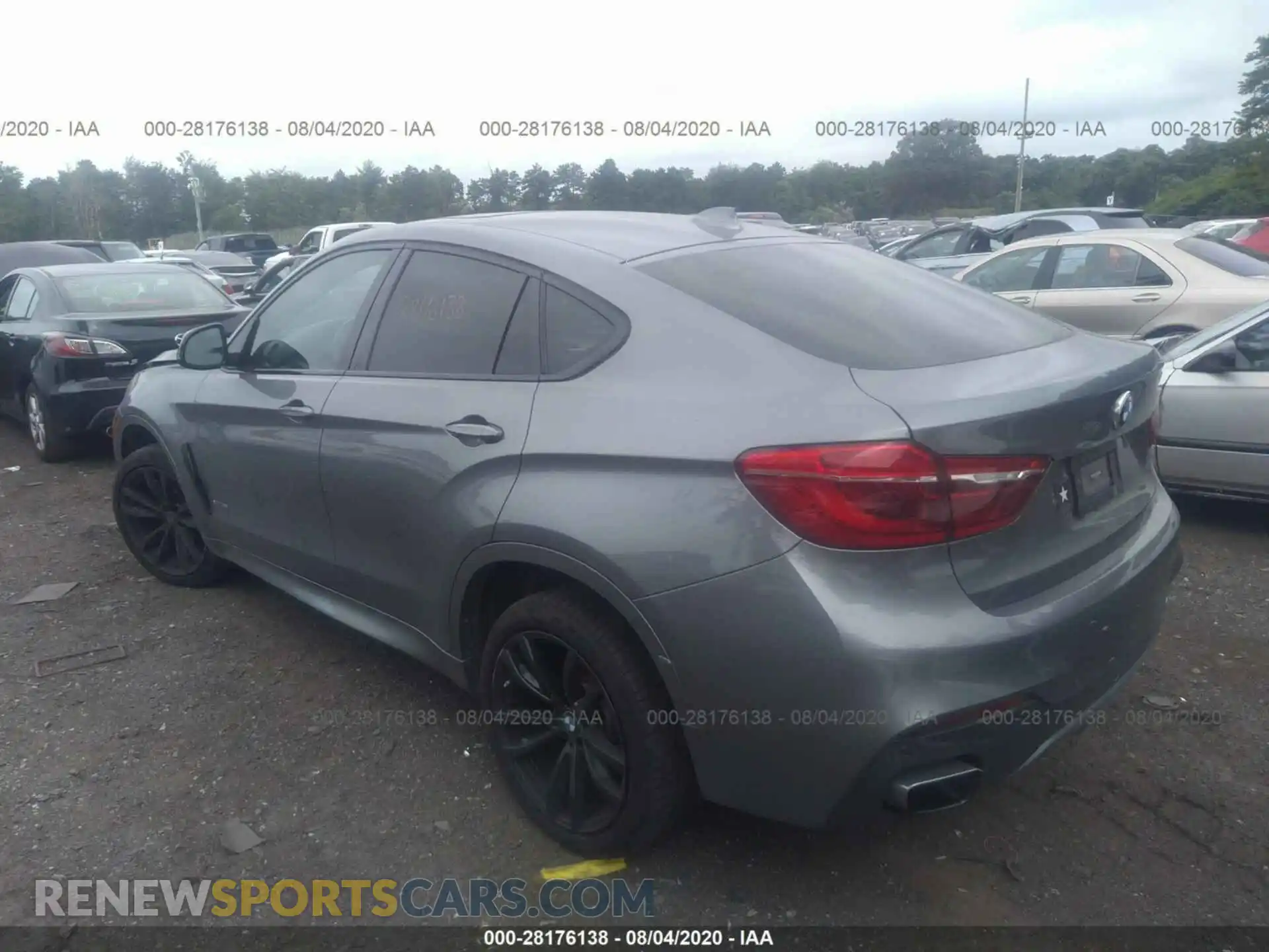 3 Photograph of a damaged car 5UXKU2C52K0Z64682 BMW X6 2019