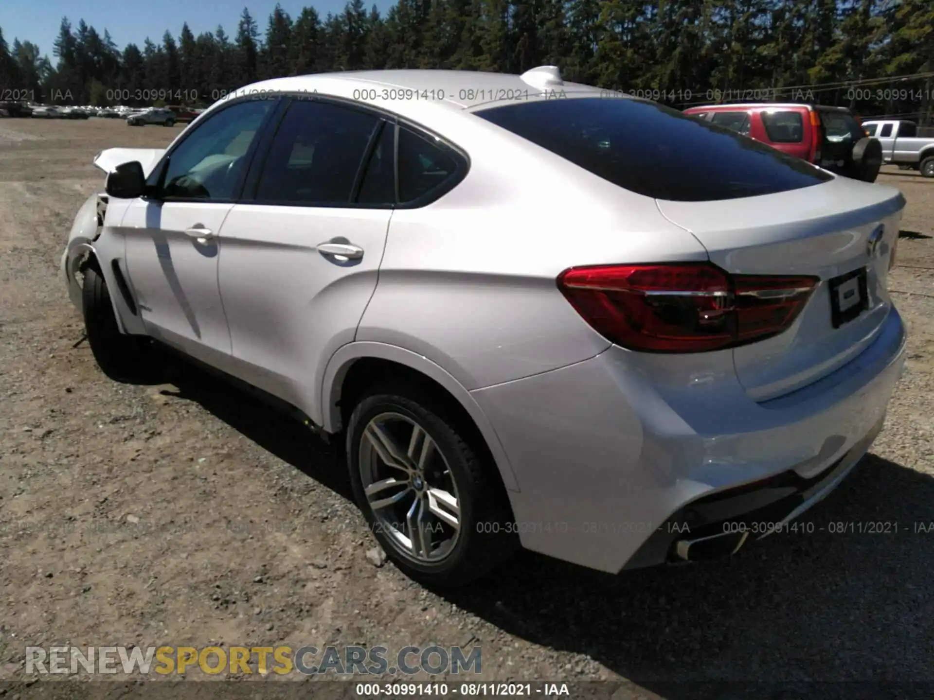 3 Photograph of a damaged car 5UXKU2C55K0Z63624 BMW X6 2019