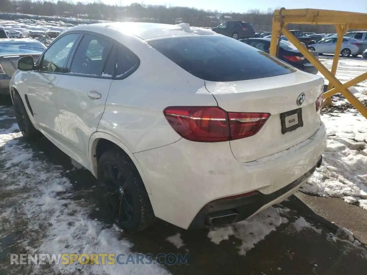 3 Photograph of a damaged car 5UXKU2C55K0Z65258 BMW X6 2019