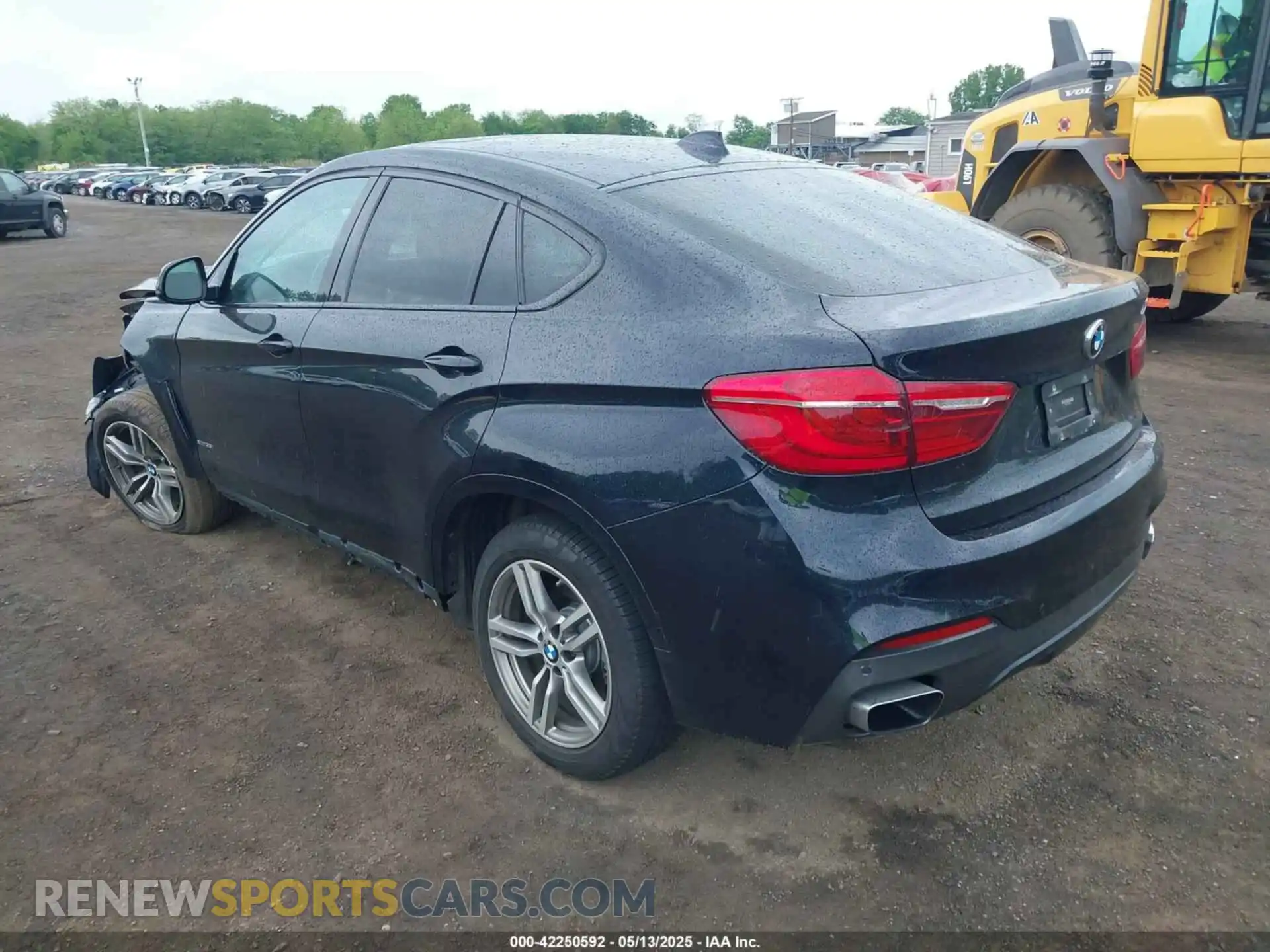 3 Photograph of a damaged car 5UXKU2C55K0Z65373 BMW X6 2019