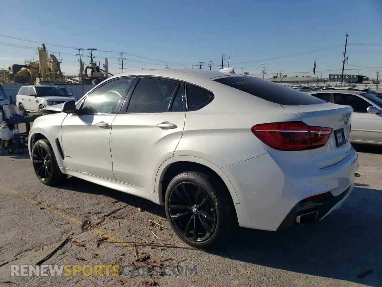 3 Photograph of a damaged car 5UXKU2C56K0Z65978 BMW X6 2019