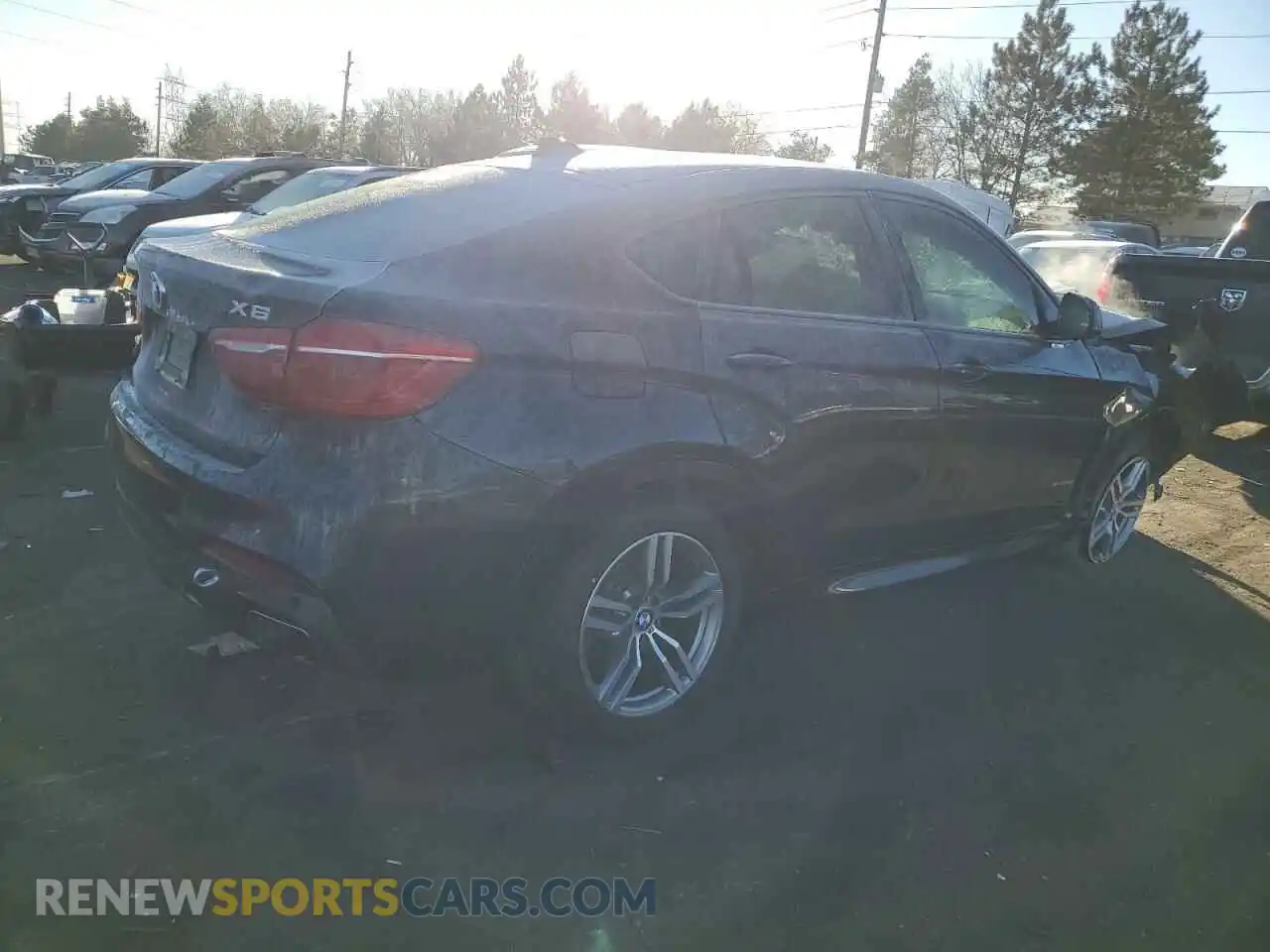 3 fotografías del automóvil dañado 5UXKU2C58K0Z63486 BMW X6 2019
