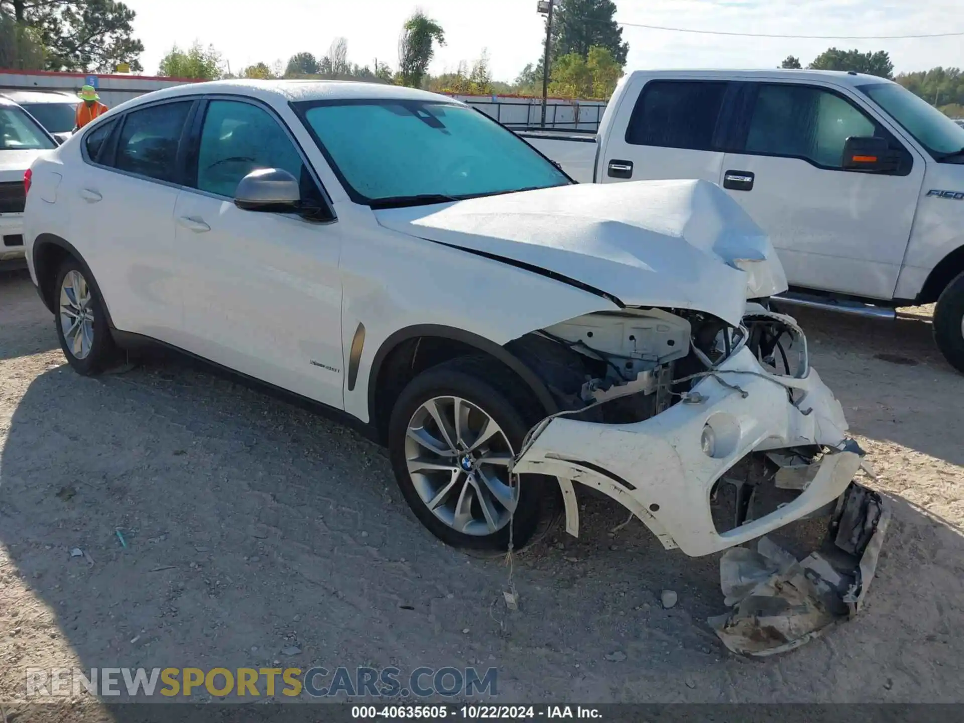 1 Photograph of a damaged car 5UXKU6C51KLP60557 BMW X6 2019