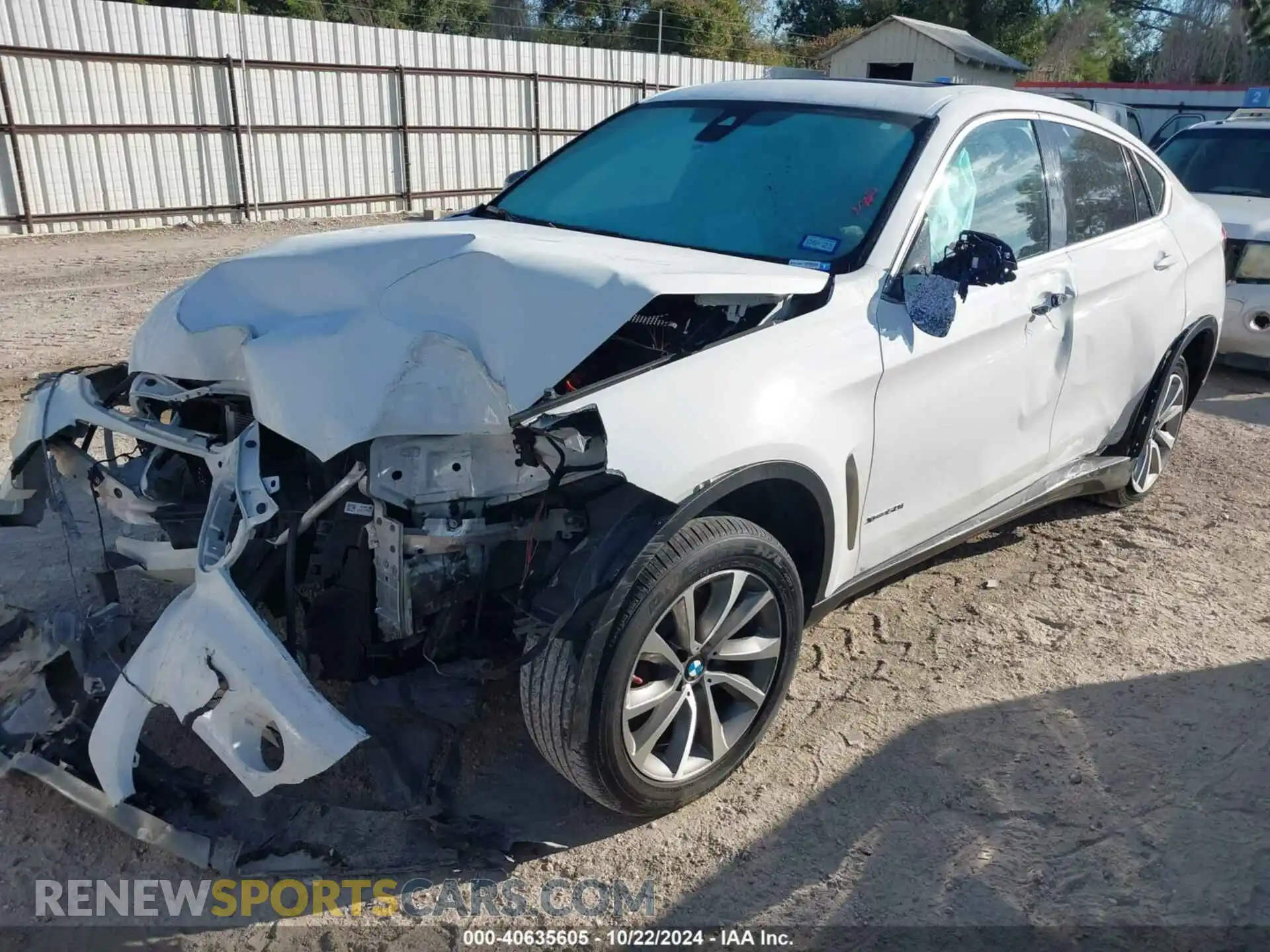 2 Photograph of a damaged car 5UXKU6C51KLP60557 BMW X6 2019