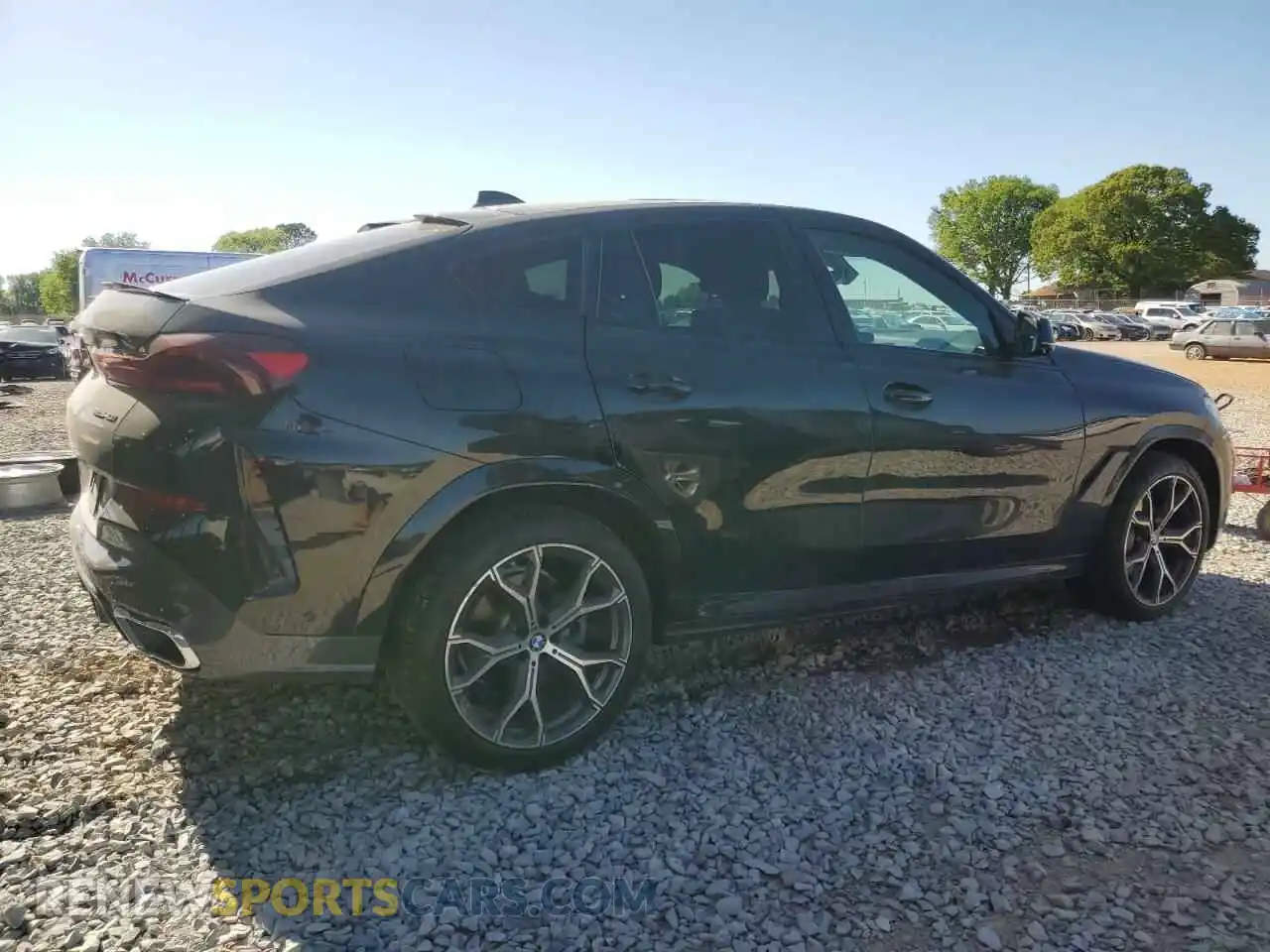 3 Photograph of a damaged car 5UXCY4C00L9C18384 BMW X6 2020