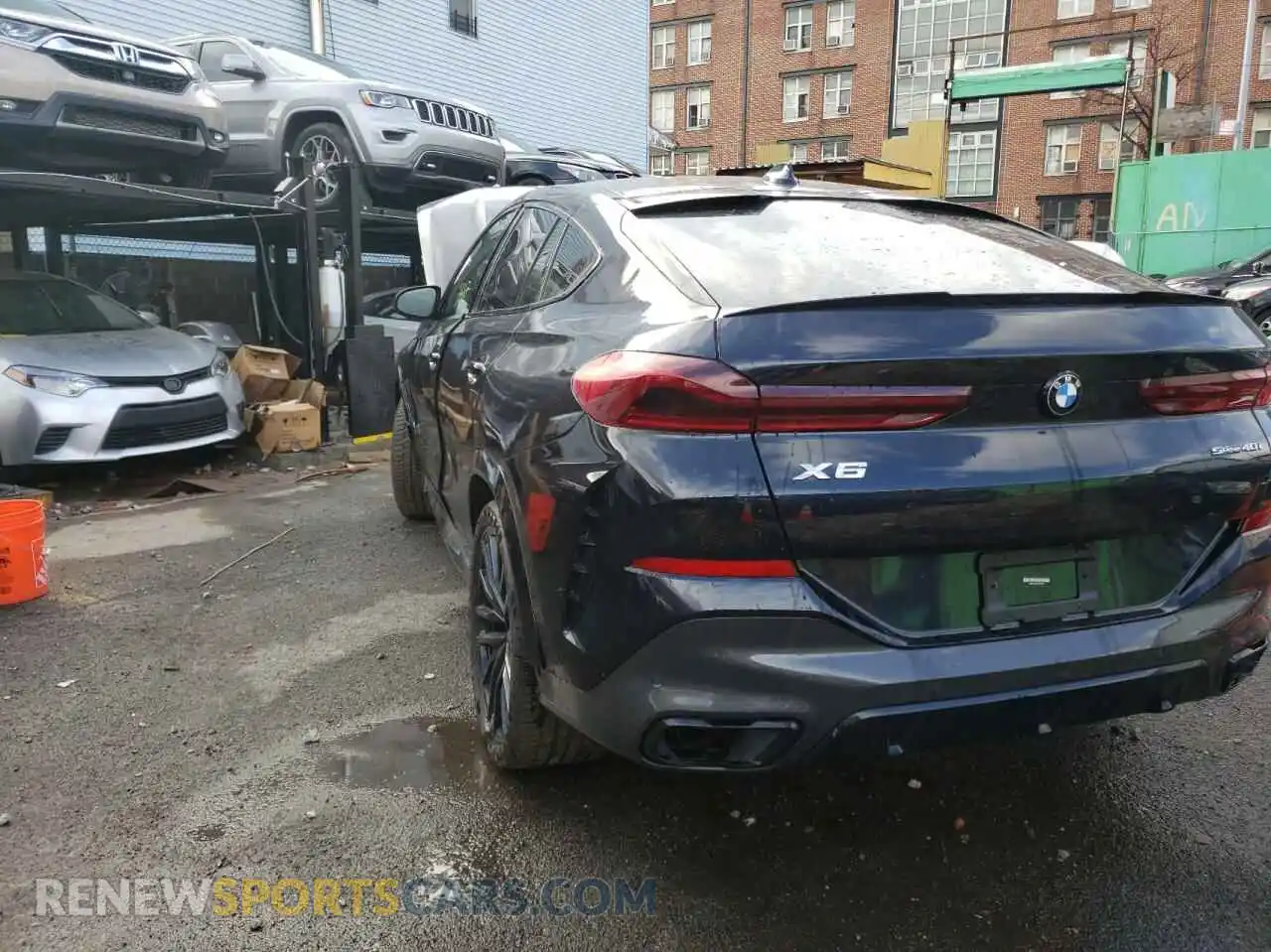 3 Photograph of a damaged car 5UXCY4C00L9C37579 BMW X6 2020