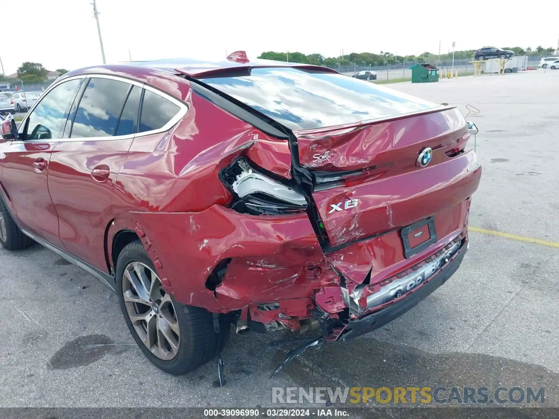 6 Photograph of a damaged car 5UXCY4C03L9D52788 BMW X6 2020