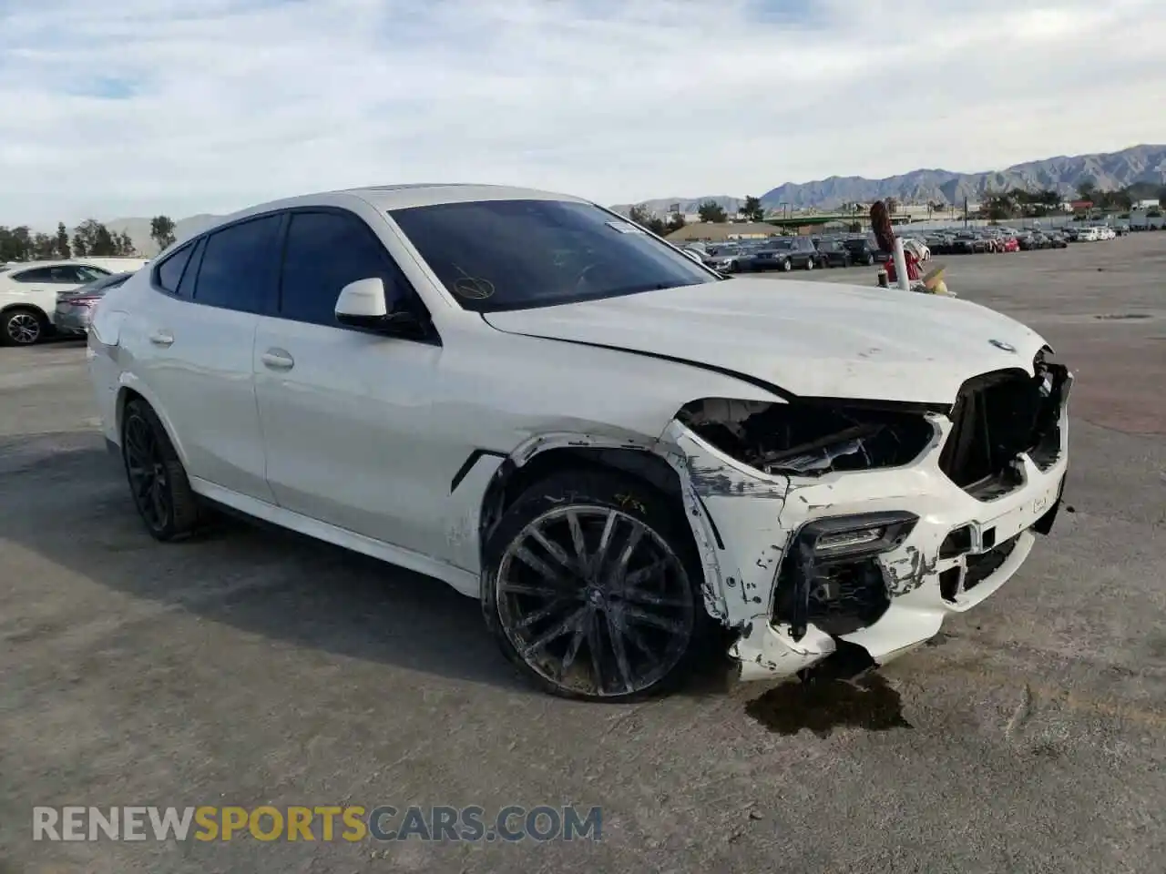 1 Photograph of a damaged car 5UXCY4C07L9C02604 BMW X6 2020