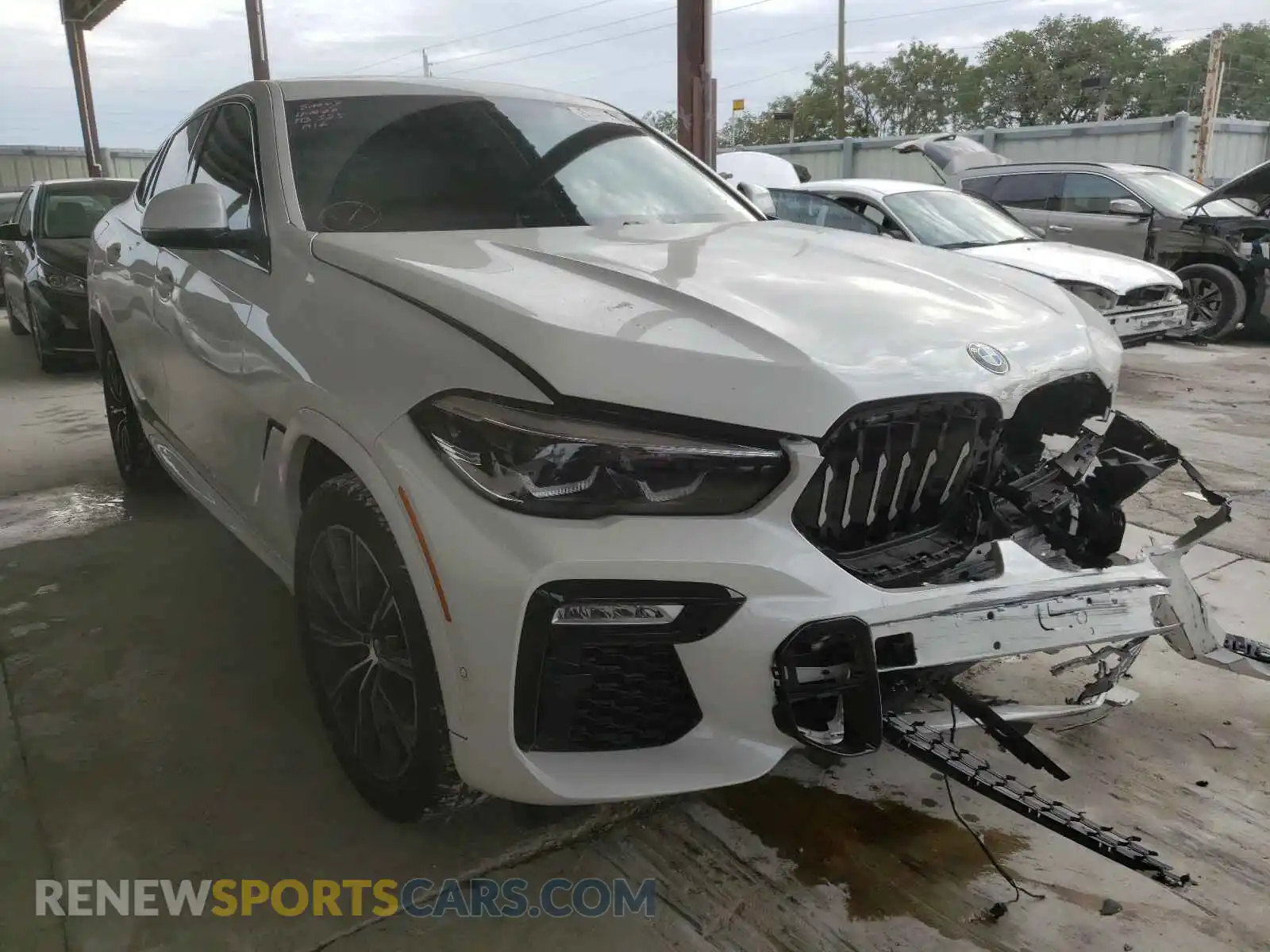 1 Photograph of a damaged car 5UXCY4C09L9B65782 BMW X6 2020