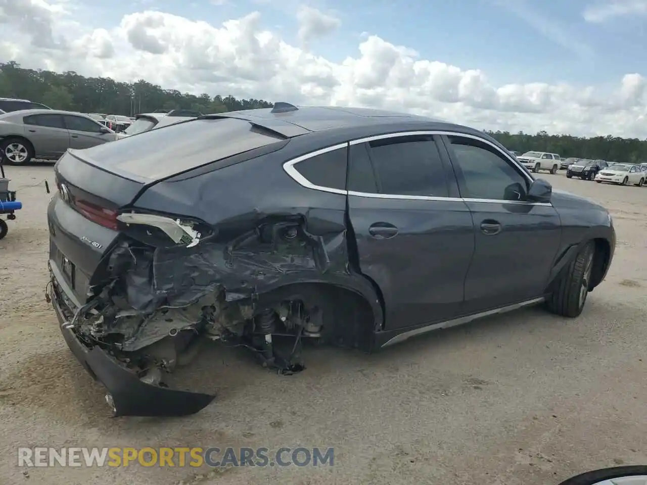 3 Photograph of a damaged car 5UXCY6C03L9B94299 BMW X6 2020