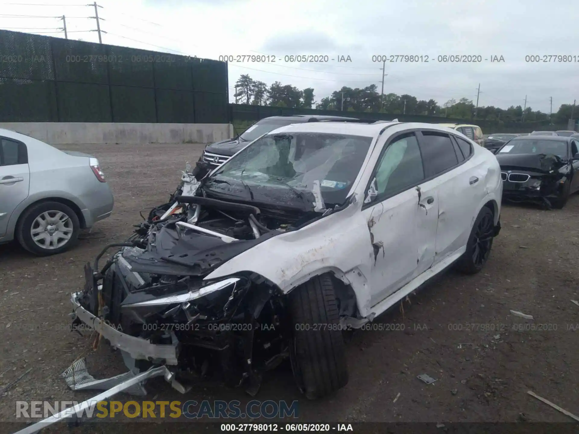 2 Photograph of a damaged car 5UXCY6C07L9C02341 BMW X6 2020