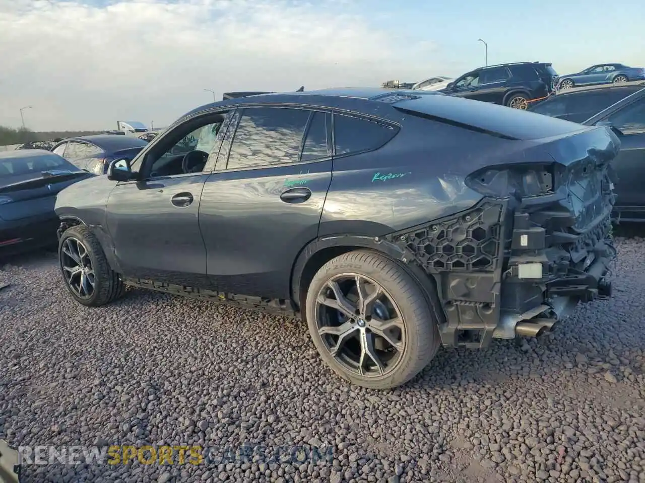 2 fotografías del automóvil dañado 5UXCY8C05L9C70407 BMW X6 2020