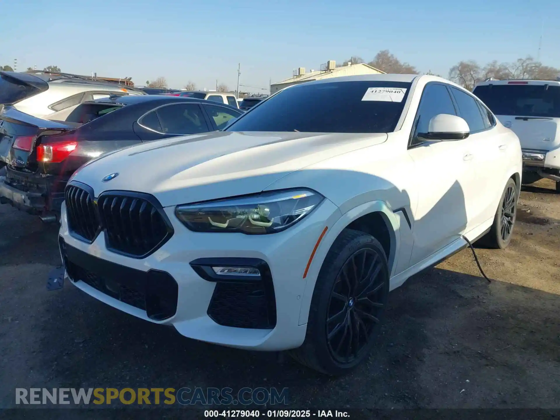 2 Photograph of a damaged car 5UXCY4C06M9E16162 BMW X6 2021