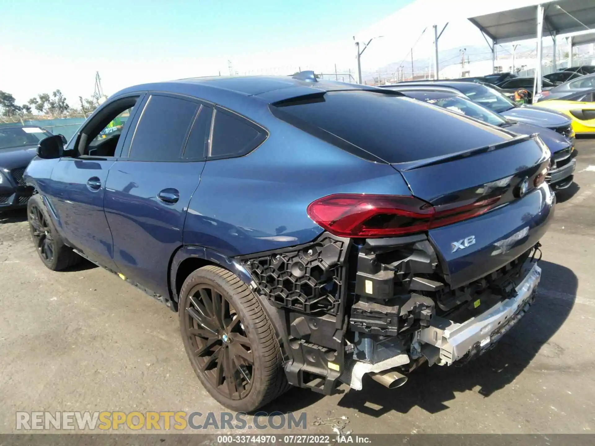 3 Photograph of a damaged car 5UXCY4C06M9G97556 BMW X6 2021