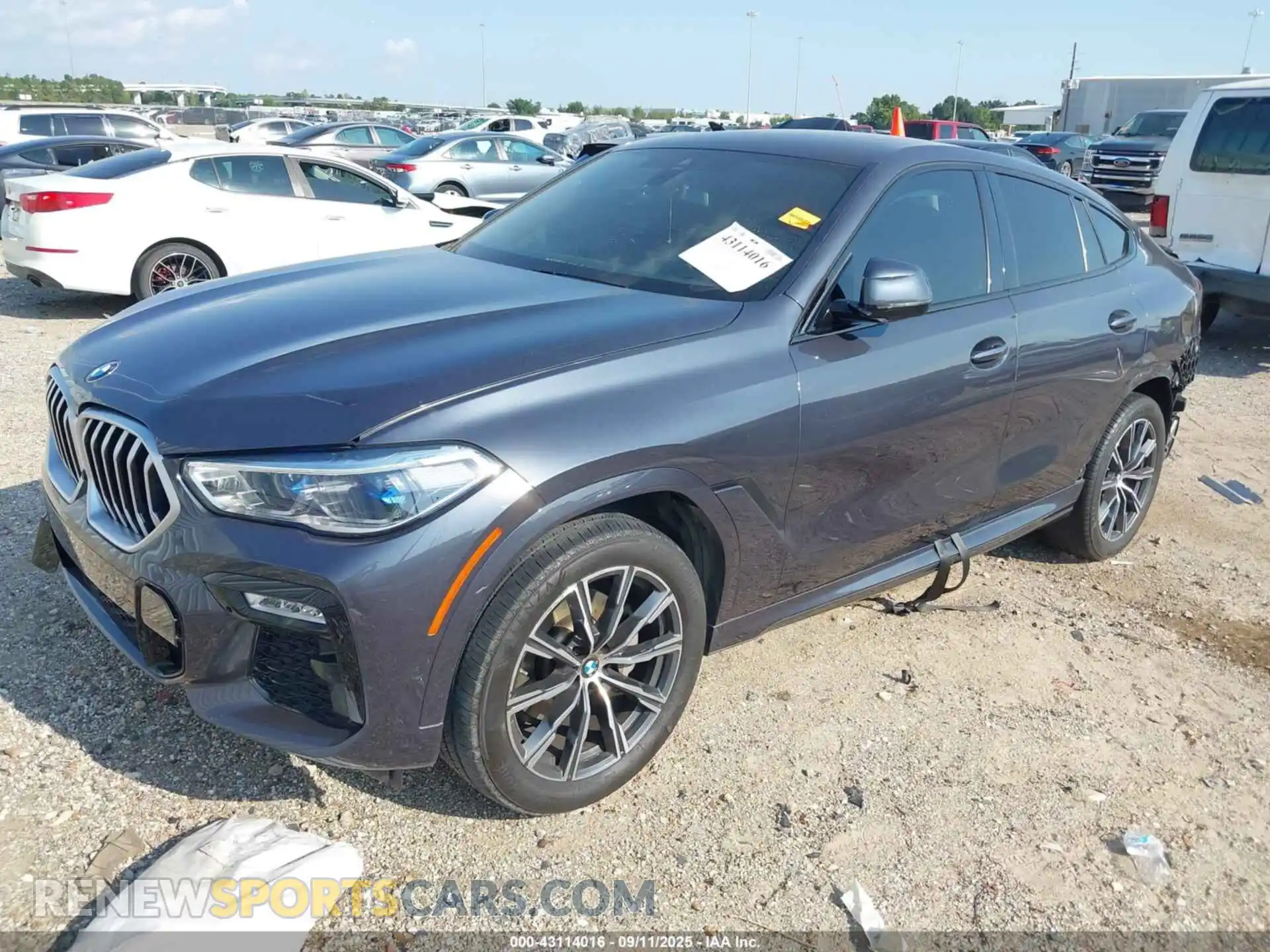 2 Photograph of a damaged car 5UXCY4C08M9G09168 BMW X6 2021