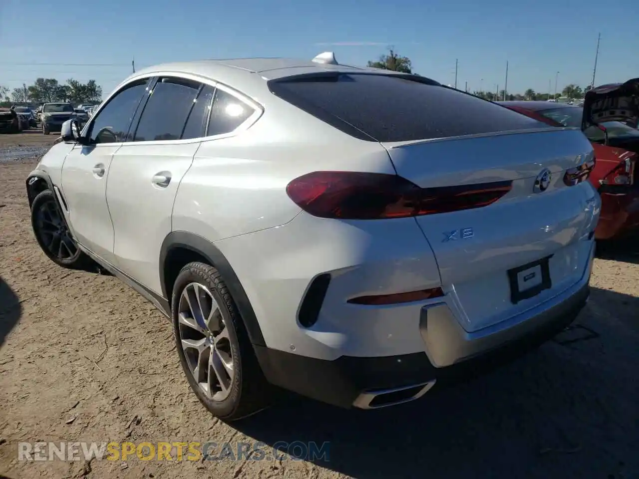 3 Photograph of a damaged car 5UXCY4C09M9H36740 BMW X6 2021