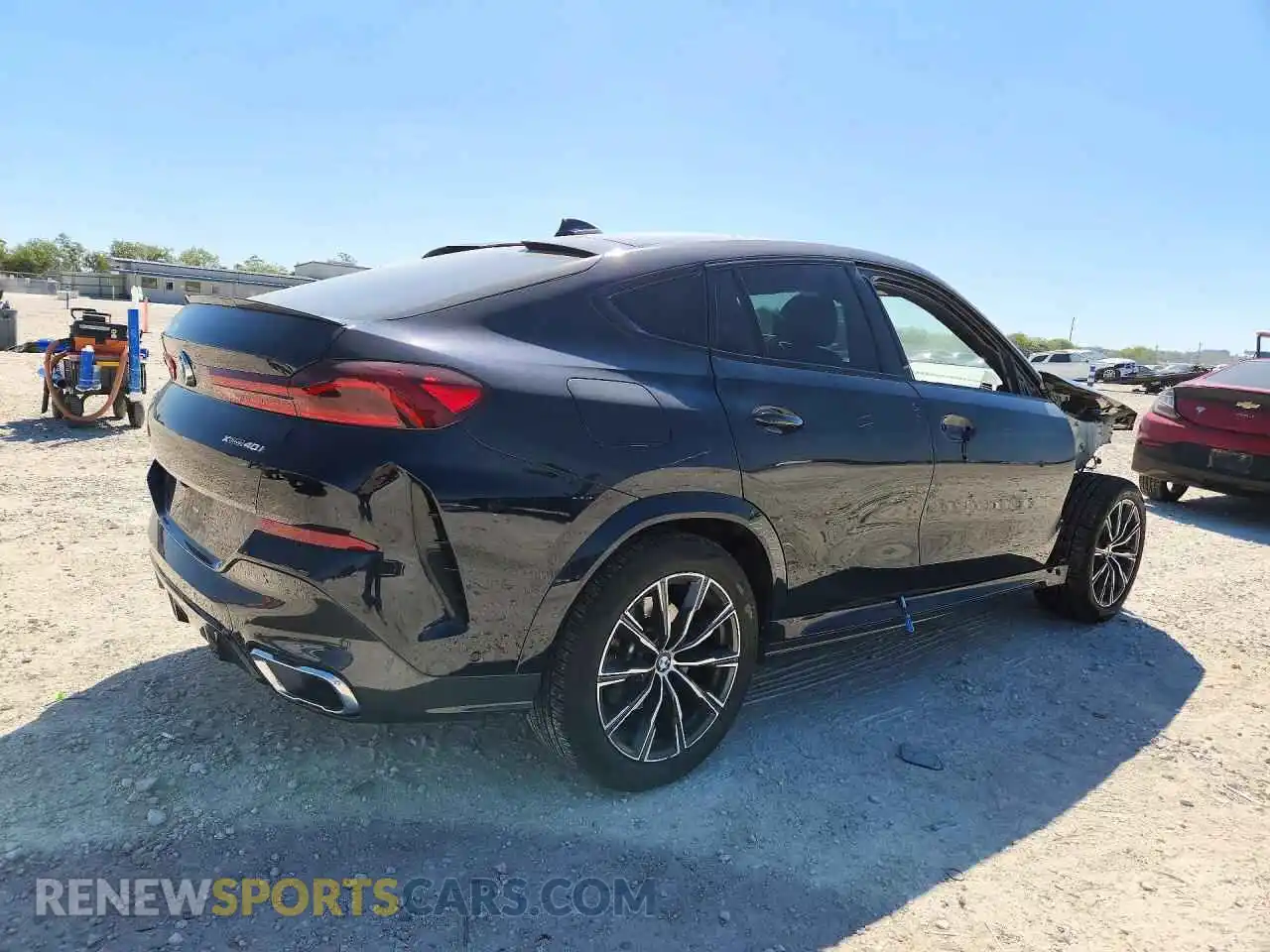 3 fotografías del automóvil dañado 5UXCY6C00M9G23366 BMW X6 2021