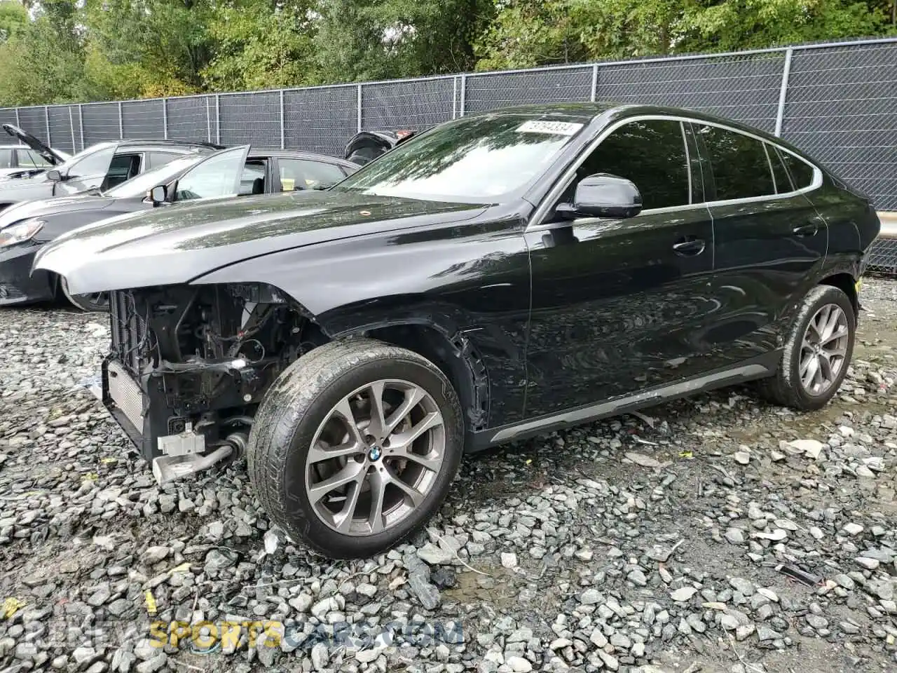 1 Photograph of a damaged car 5UXCY6C00M9G89187 BMW X6 2021