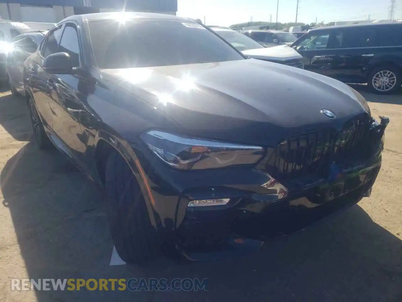 1 Photograph of a damaged car 5UXCY6C01M9H16378 BMW X6 2021