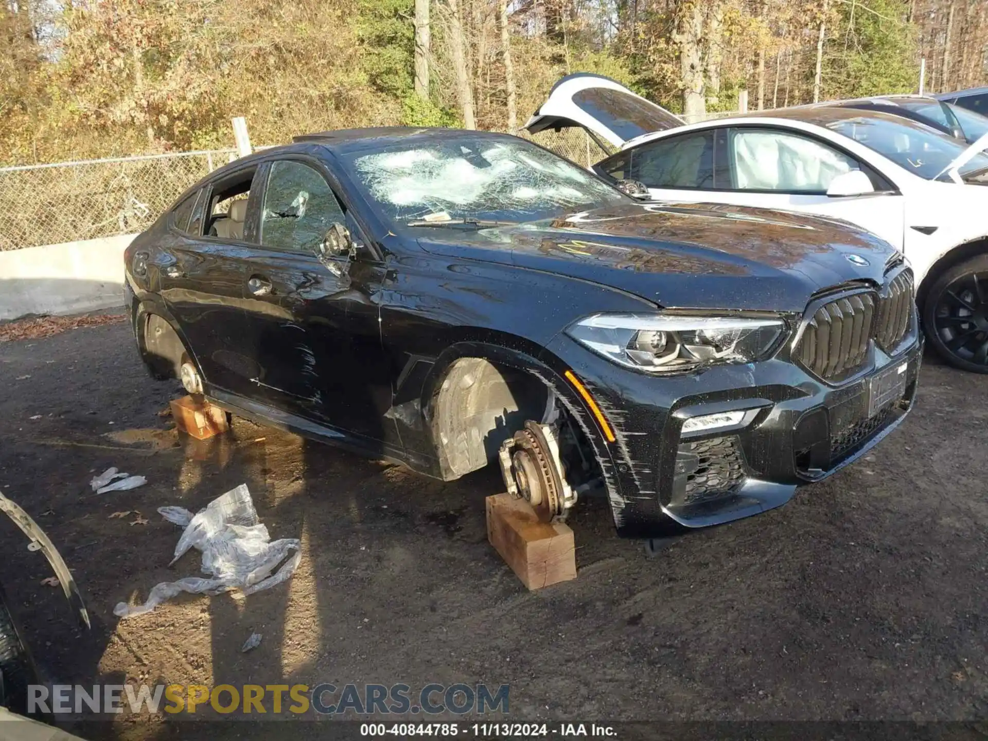 1 Photograph of a damaged car 5UXCY6C02M9E19071 BMW X6 2021