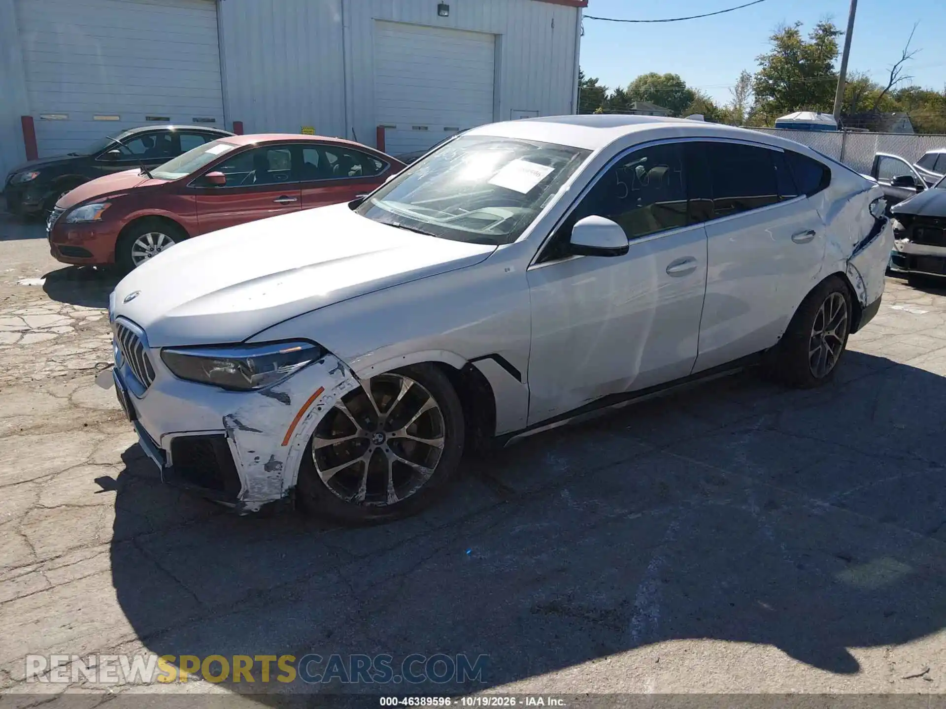 2 Photograph of a damaged car 5UXCY6C02M9F24676 BMW X6 2021