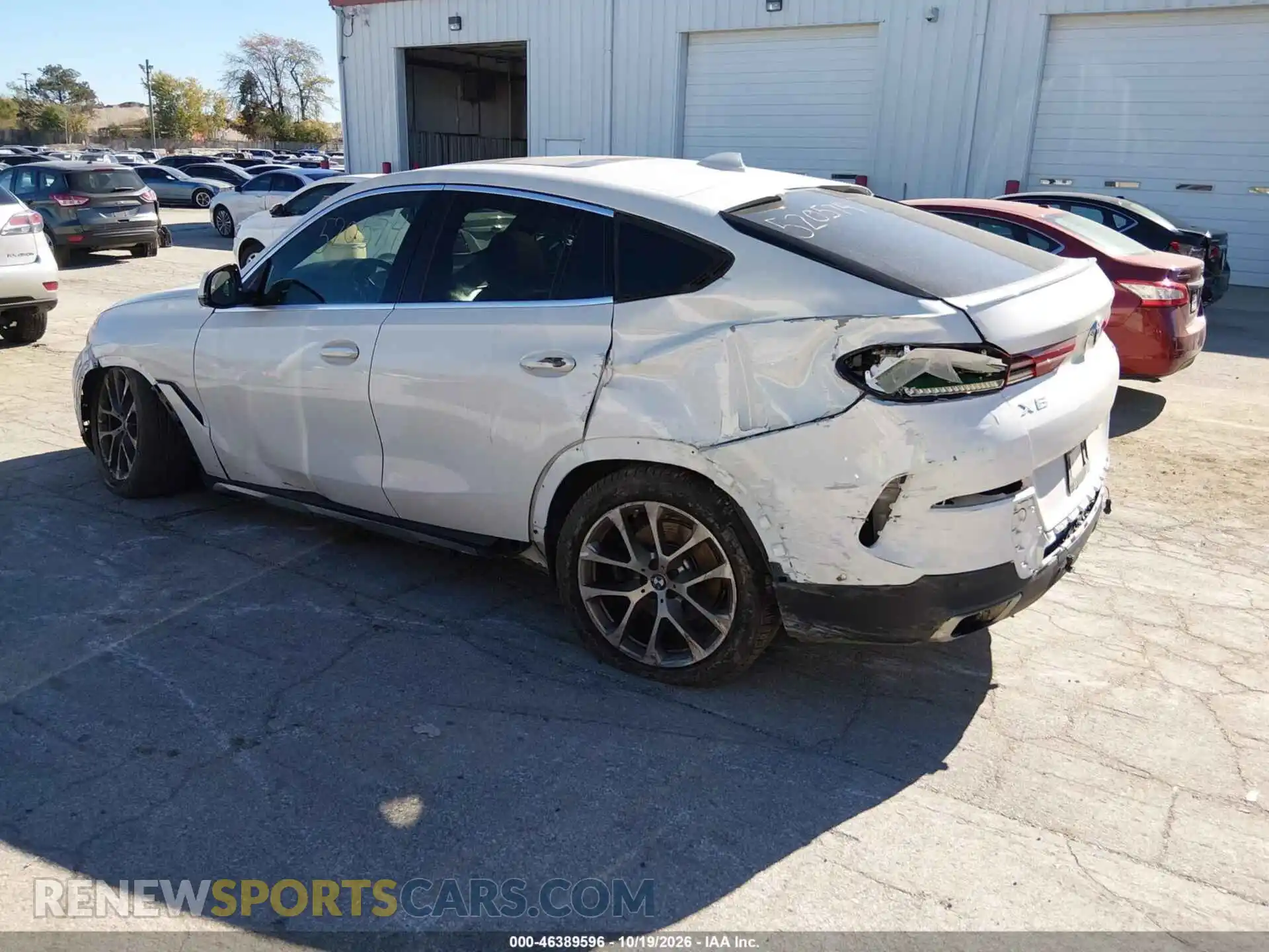 3 Photograph of a damaged car 5UXCY6C02M9F24676 BMW X6 2021