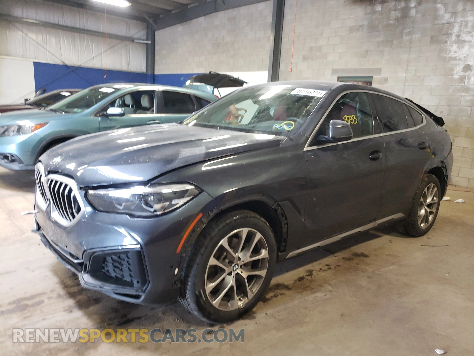 2 Фотография поврежденного автомобиля 5UXCY6C02M9F25133 BMW X6 2021