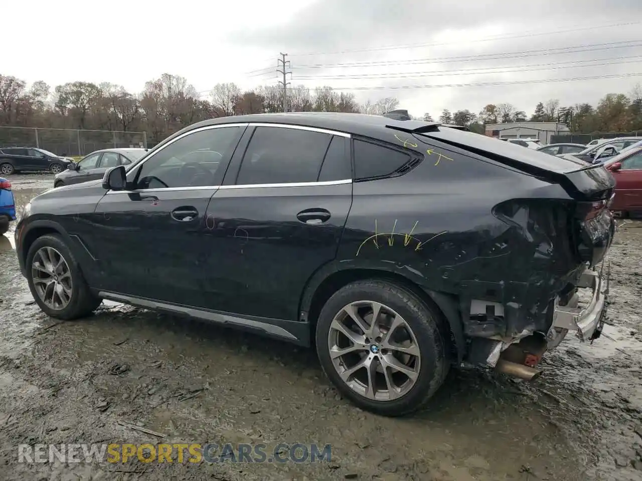 2 Photograph of a damaged car 5UXCY6C05M9G89833 BMW X6 2021