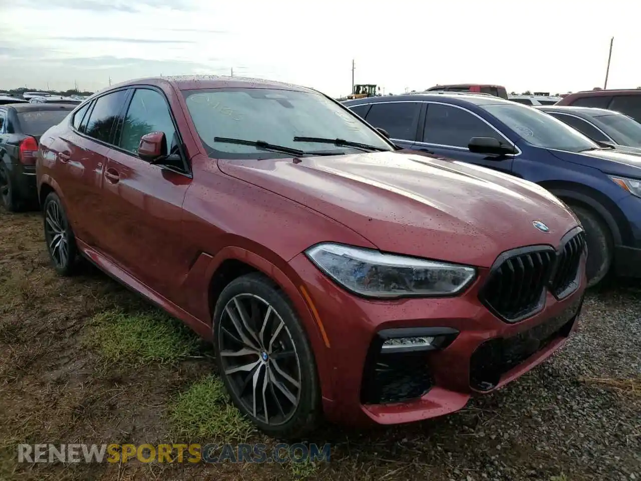 1 Photograph of a damaged car 5UXCY6C07M9G33568 BMW X6 2021