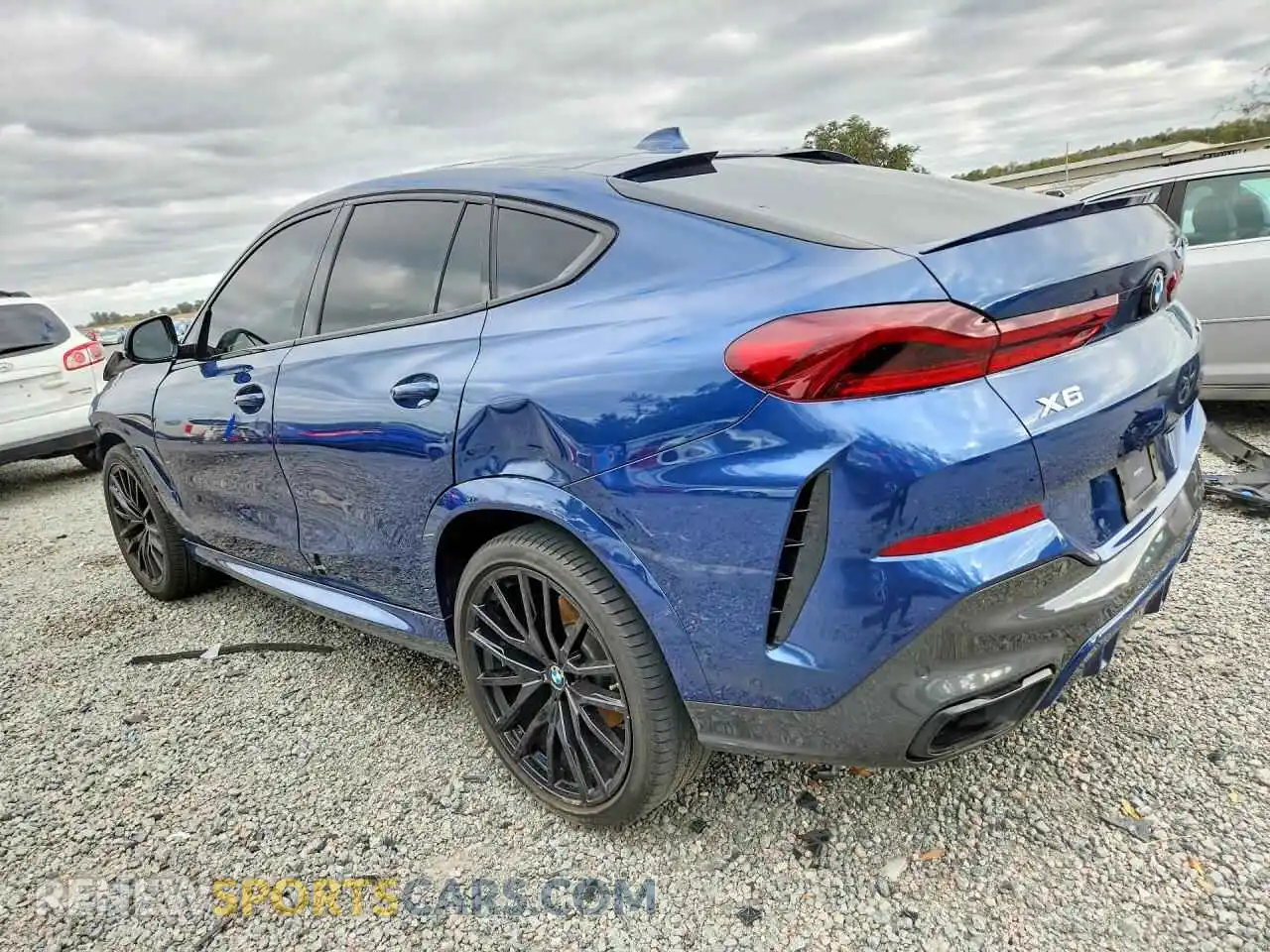 2 Photograph of a damaged car 5UXCY6C08M9E17549 BMW X6 2021