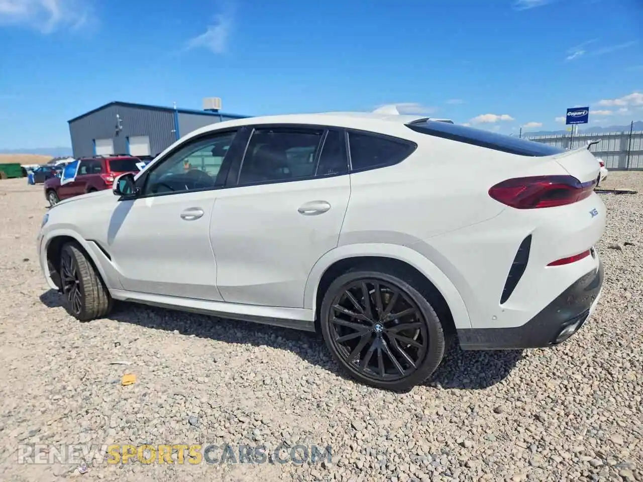 2 Photograph of a damaged car 5UXCY6C08M9F67161 BMW X6 2021