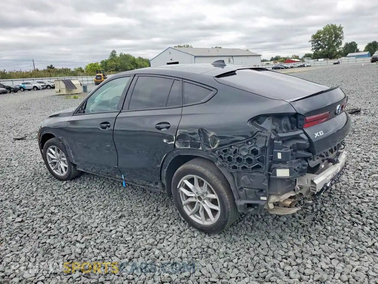 2 fotografías del automóvil dañado 5UXCY6C09M9G23284 BMW X6 2021