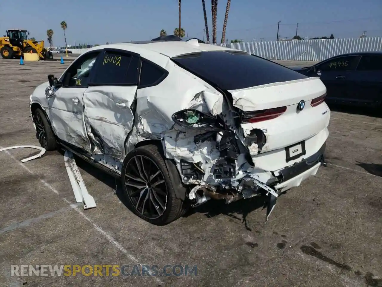 3 Photograph of a damaged car 5UXCY6C09M9G96736 BMW X6 2021