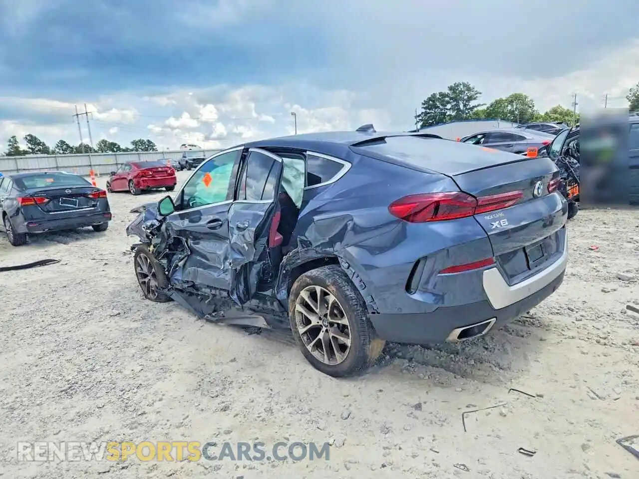 2 fotografías del automóvil dañado 5UXCY6C0XM9E61584 BMW X6 2021