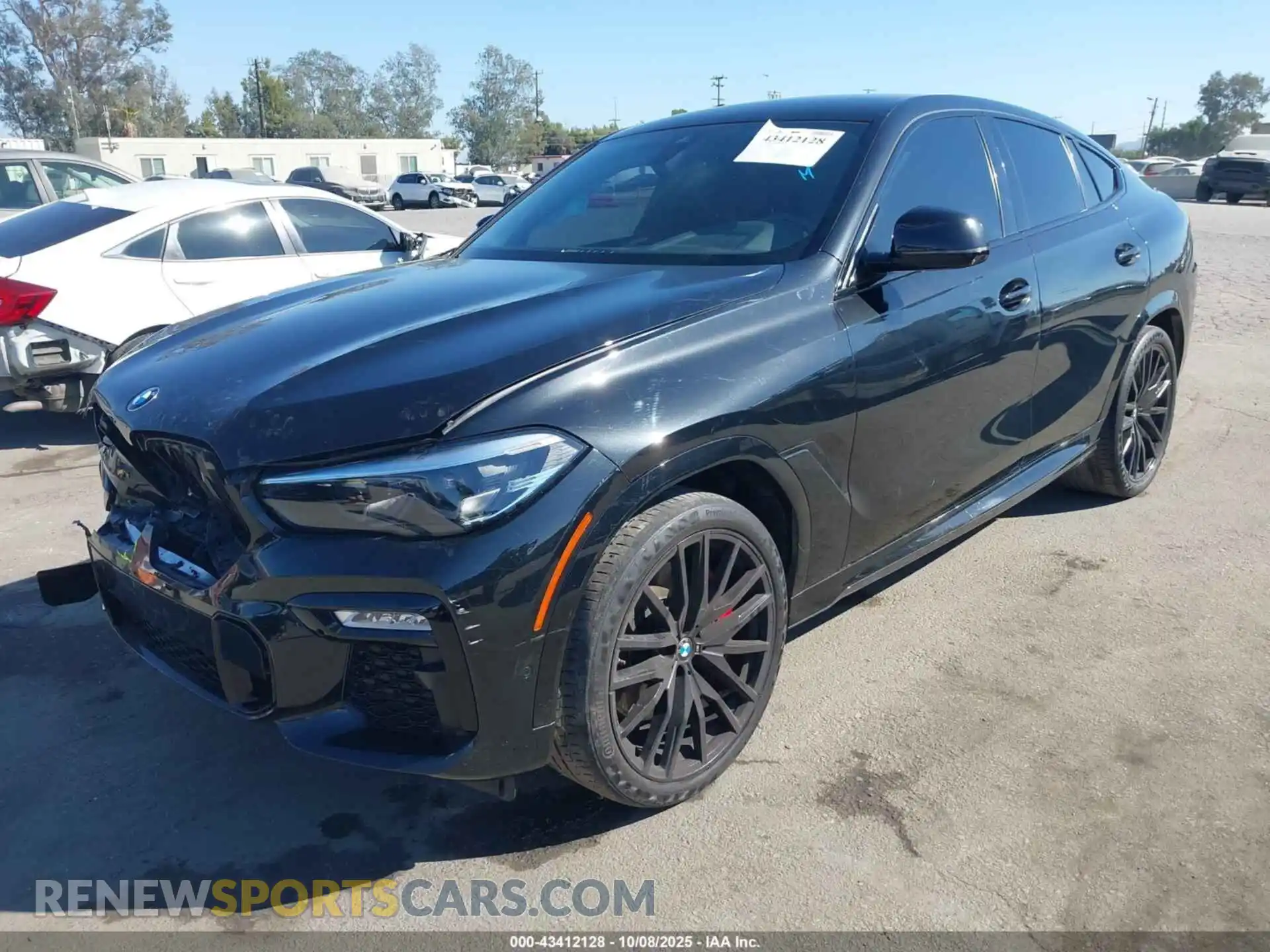 2 Photograph of a damaged car 5UXCY8C03M9E15204 BMW X6 2021