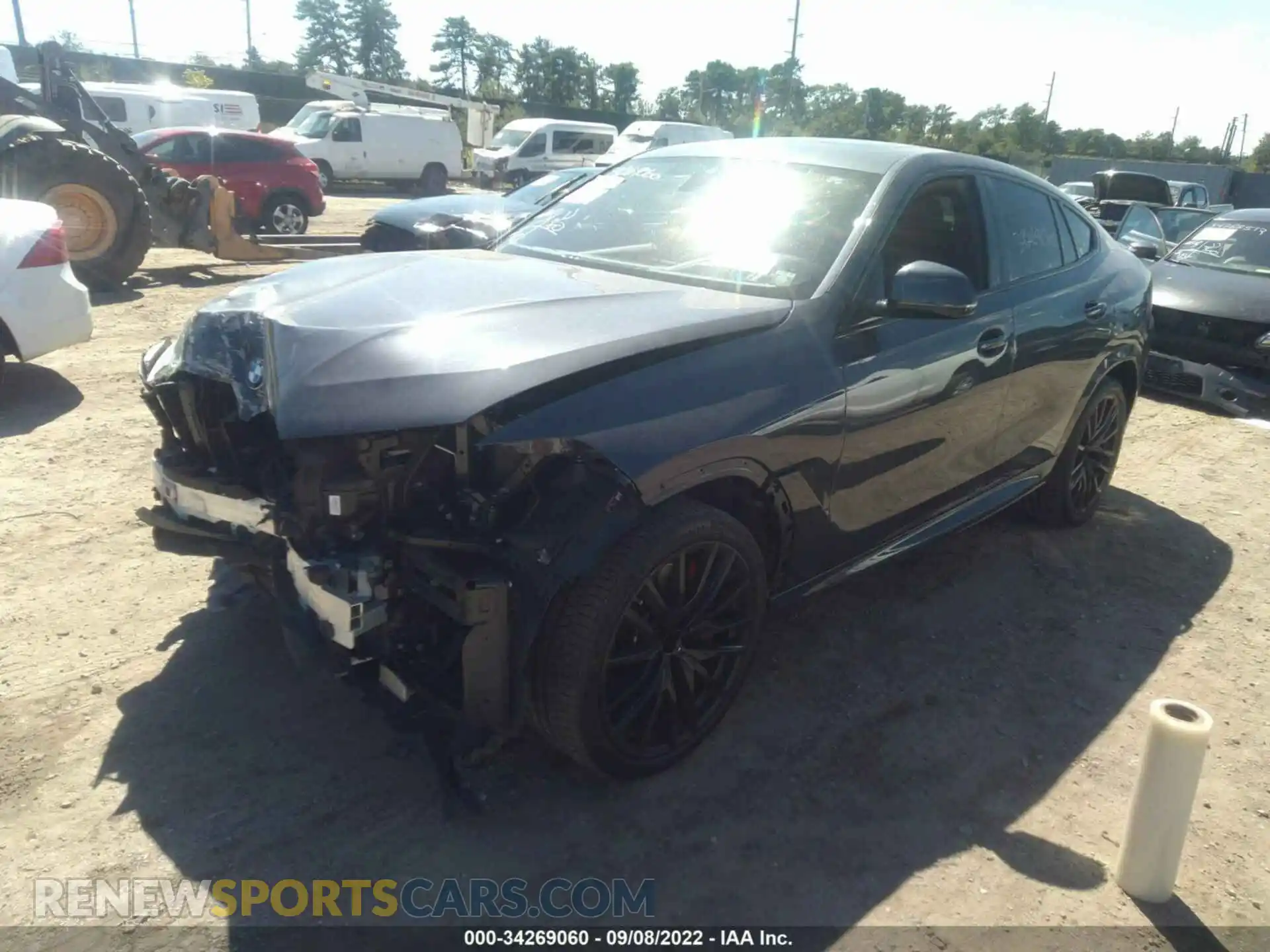 2 Photograph of a damaged car 5UXCY8C04M9E38734 BMW X6 2021