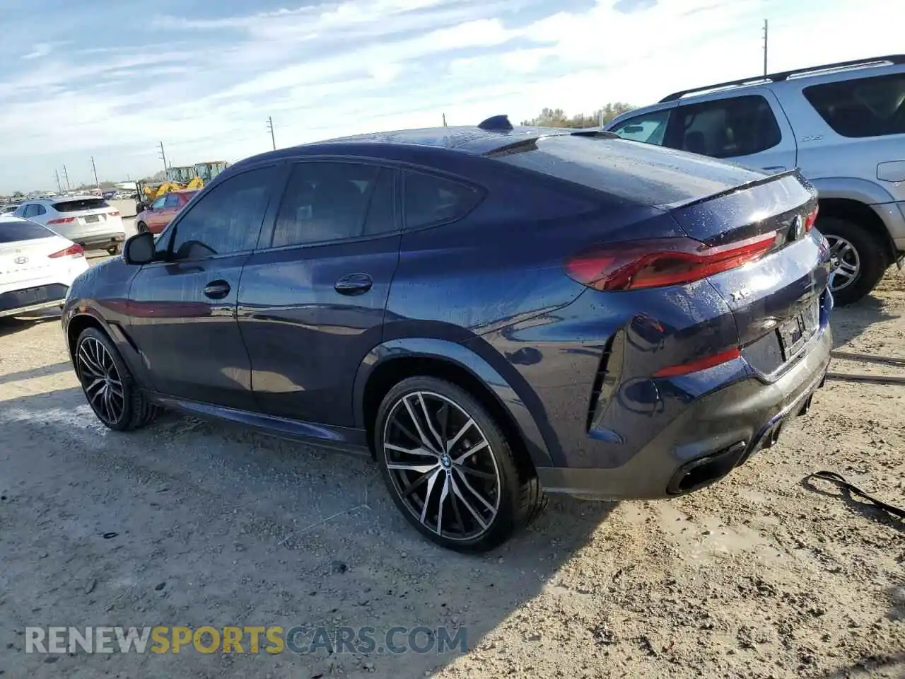 2 Photograph of a damaged car 5UXCY8C09M9G45121 BMW X6 2021