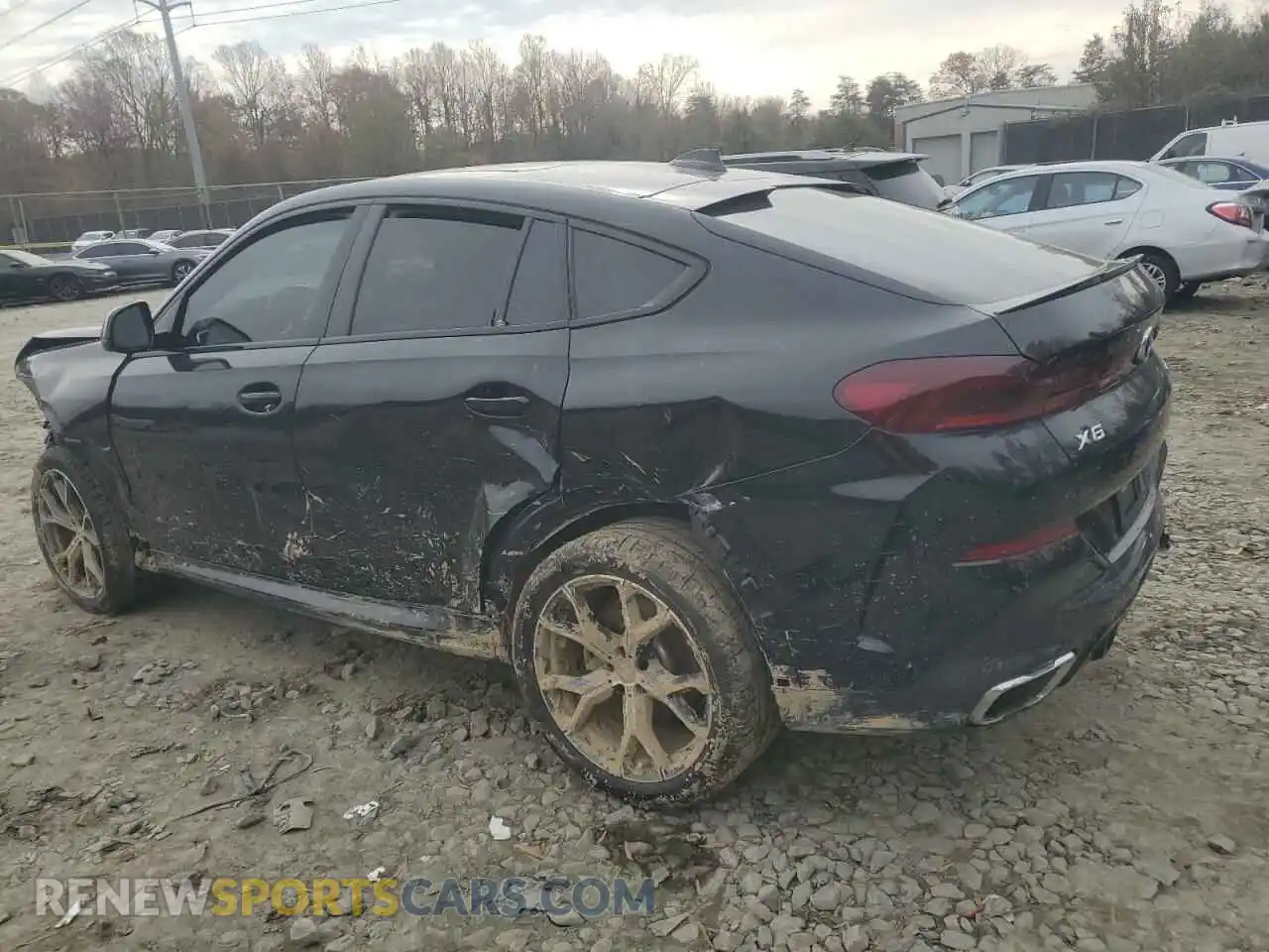 2 Photograph of a damaged car 5UXCY6C01N9K33262 BMW X6 2022