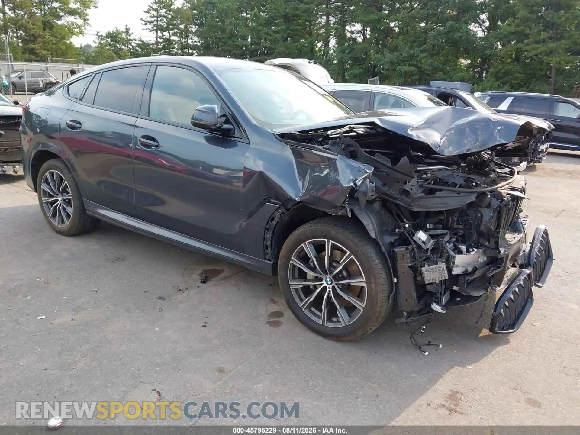 1 Photograph of a damaged car 5UXCY6C01N9M56837 BMW X6 2022