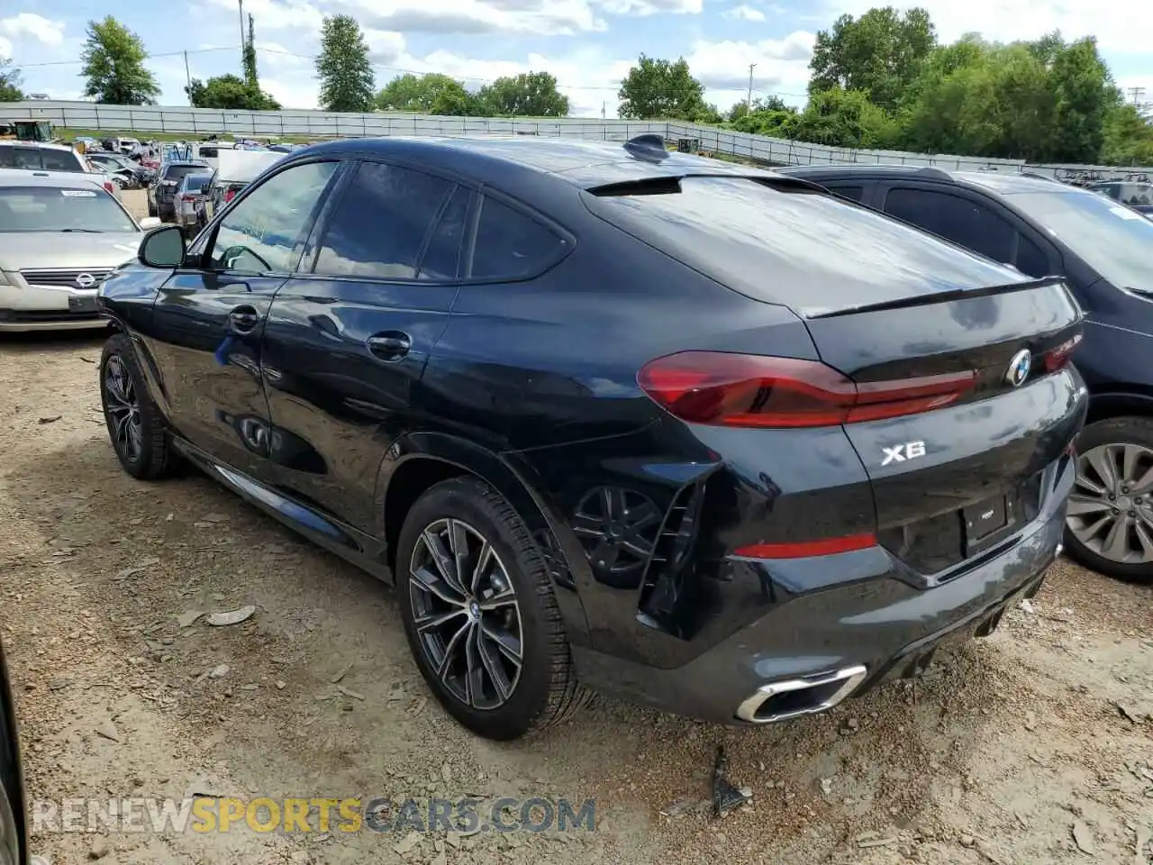 3 Photograph of a damaged car 5UXCY6C02N9L85387 BMW X6 2022