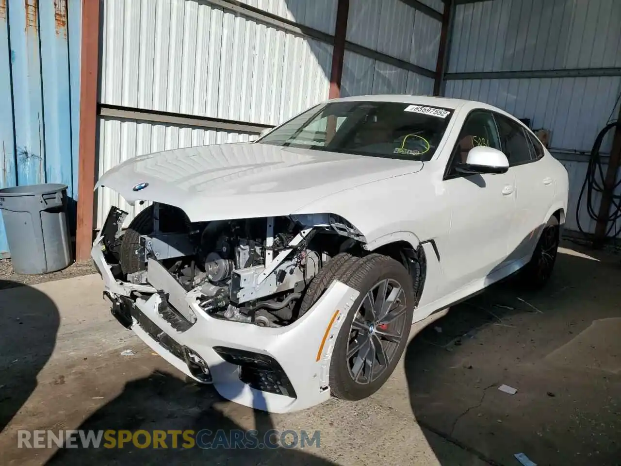 2 Photograph of a damaged car 5UXCY6C0XN9L74007 BMW X6 2022