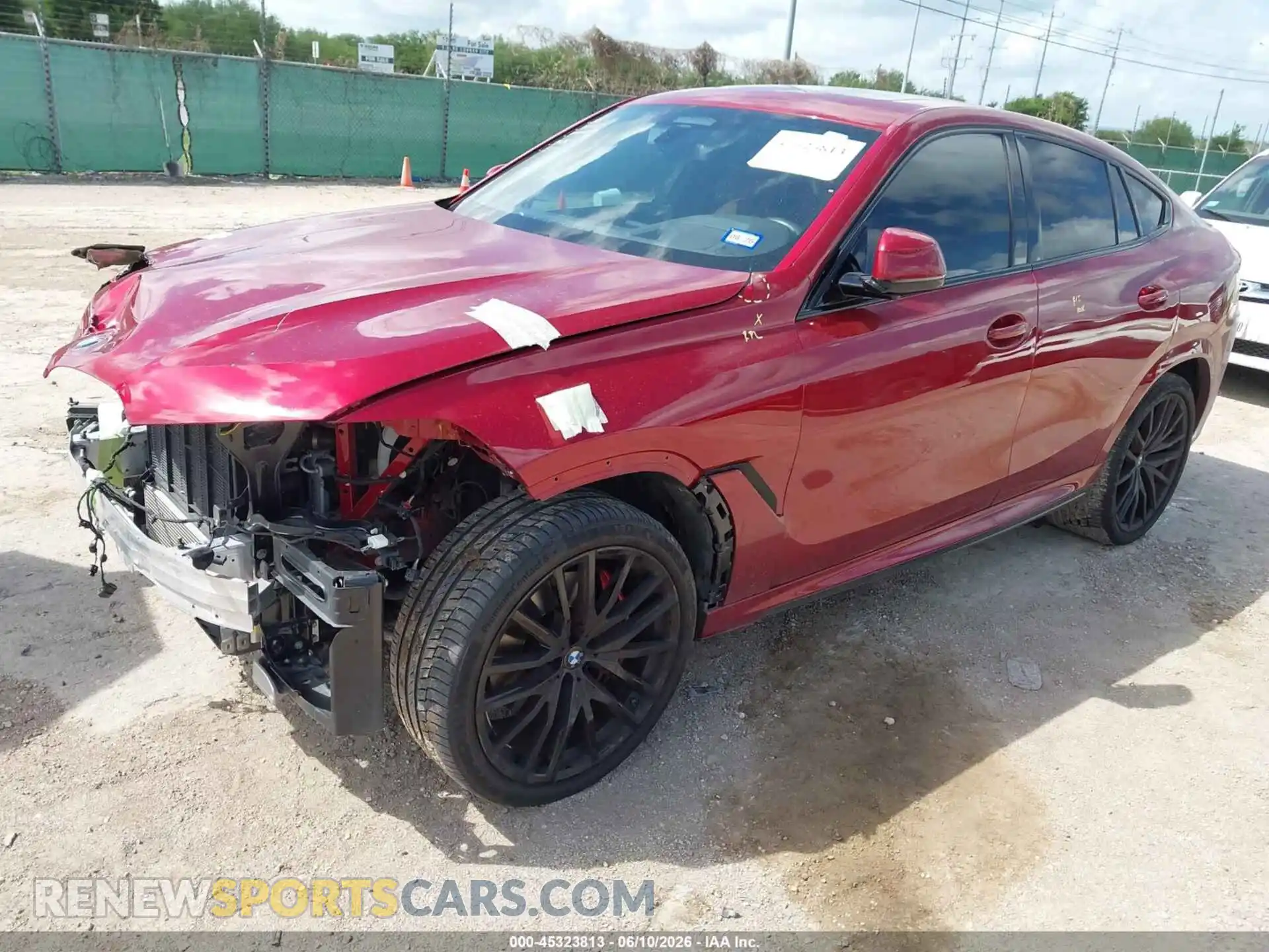 2 Photograph of a damaged car 5UXCY6C01P9N63793 BMW X6 2023