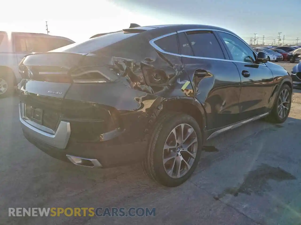 3 Photograph of a damaged car 5UXCY6C01P9N76821 BMW X6 2023