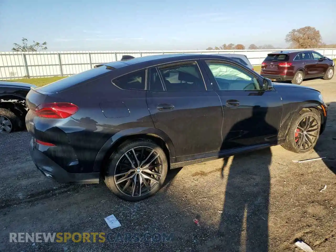 3 Photograph of a damaged car 5UXCY6C03P9N64136 BMW X6 2023