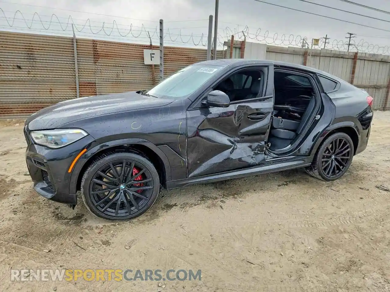 1 Photograph of a damaged car 5UXCY6C03P9N92258 BMW X6 2023