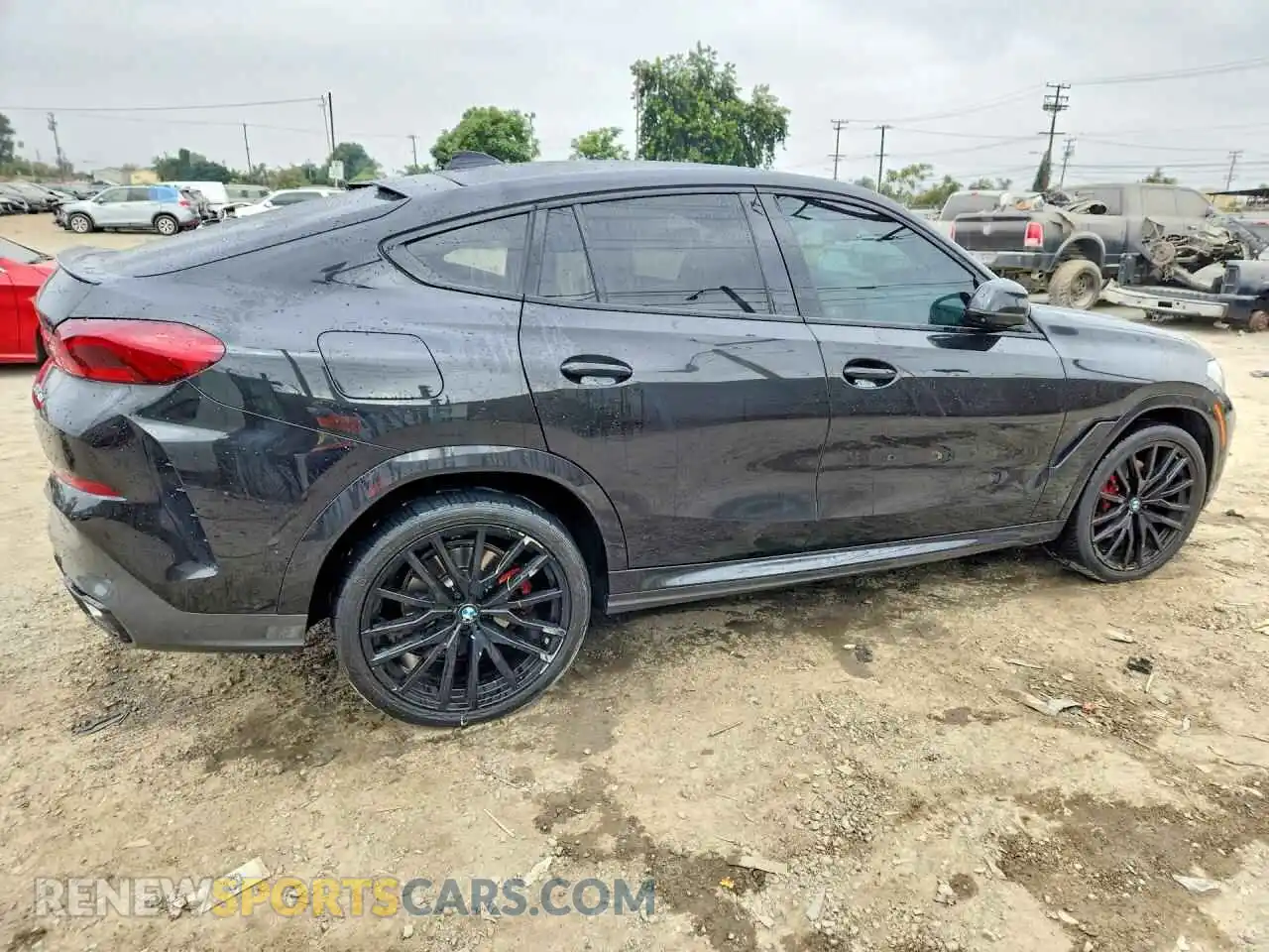 3 Photograph of a damaged car 5UXCY6C03P9N92258 BMW X6 2023